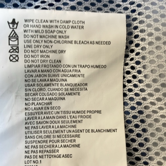 Women's Hooded Raincoat - Picture 11 of 12